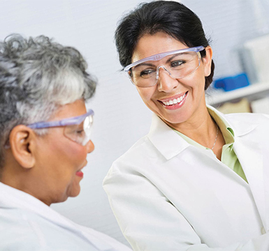 técnicas de laboratorio utilizando un microscopio